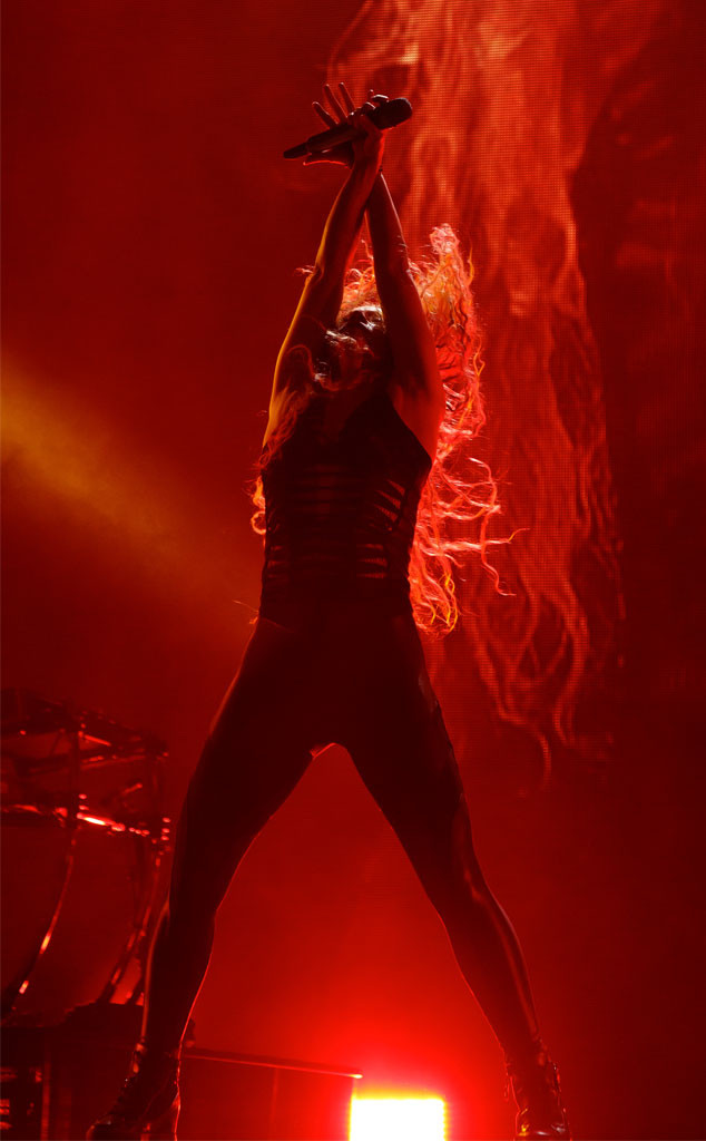 Shakira Kicks Off El Dorado World Tour E Online